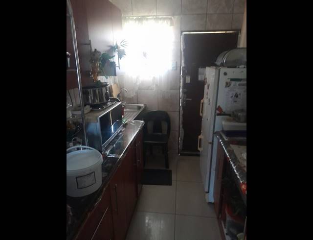 2 BEDROOM APARTMENT FOR SALE IN FLEURHOF